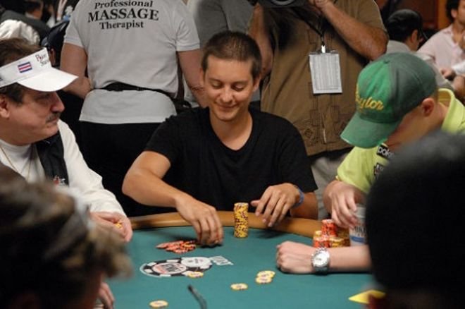 Tobey Maguire poker